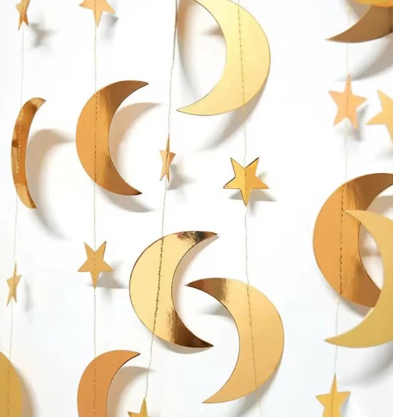 GOLD STAR & MOON HANGING GARLAND