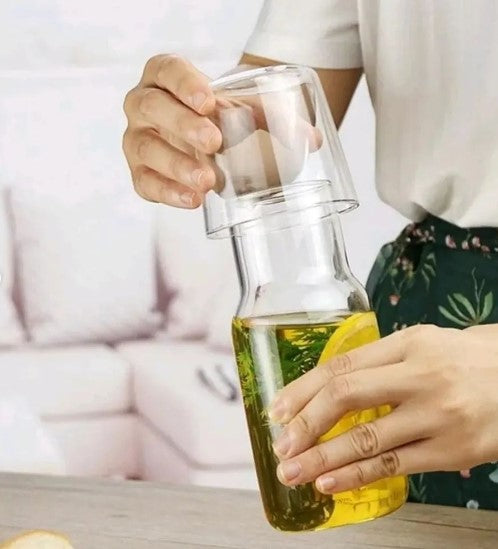 BOROSILICATE GLASS CARAFE WITH CUP